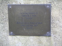 Hannington - photo: 00140