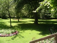 Oops photo: 00833 is missing - please let us know