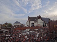 Oops photo: 01761 is missing - please let us know