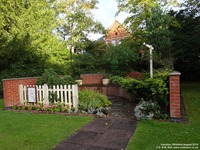 Oops photo: 04779 is missing - please let us know