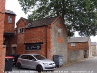 Oops photo: 06671 is missing - please let us know