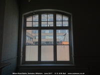 Oops photo: 09501 is missing - please let us know