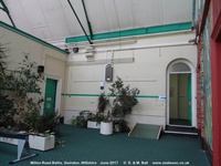 Oops photo: 09551 is missing - please let us know