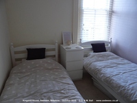 Oops photo: 09741 is missing - please let us know