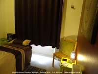 Oops photo: 09744 is missing - please let us know